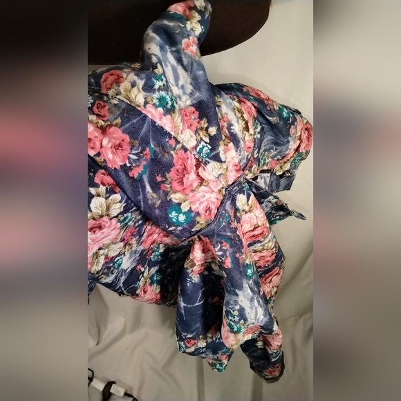 Exocet Floral cropped jeans with some stretch (size 18) - Picture 5 of 8